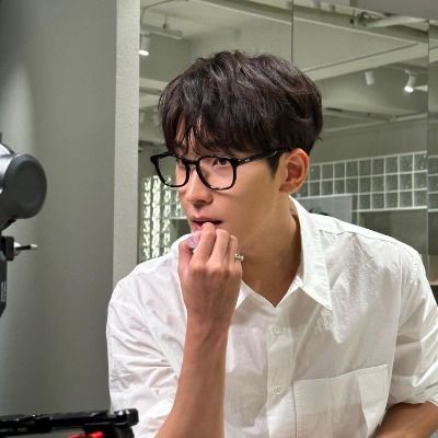 User thumbnail image