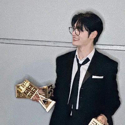 User thumbnail image