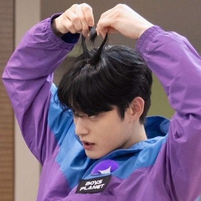웅