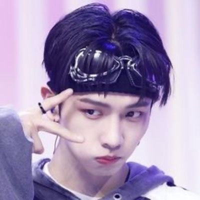 큐리 꾸며드리는 사람
