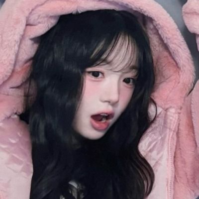 채 서 연
