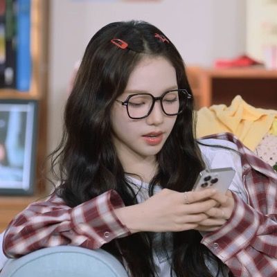 ⌗ 유이봄 🍓,,𓏲