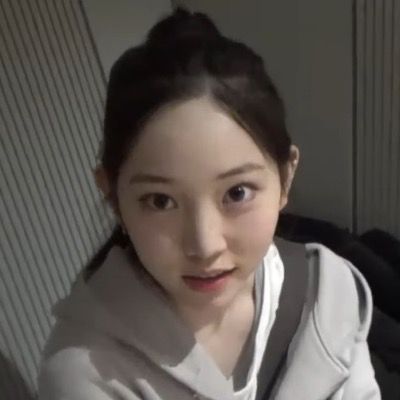 세이즈만 바라보는 한서혜