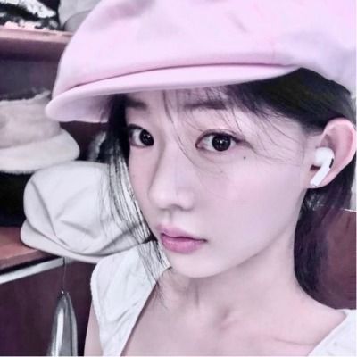 세이즈만 바라보는 유새련