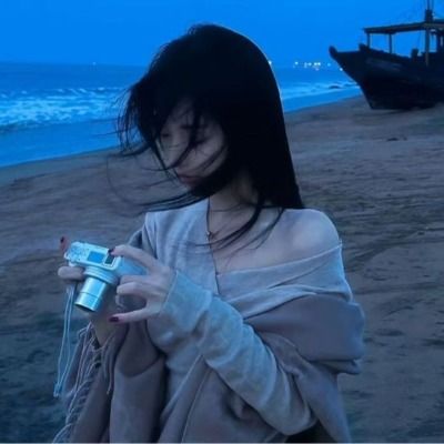Curious thumbnail