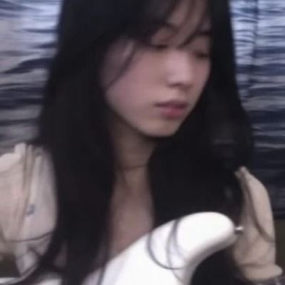 Curious thumbnail