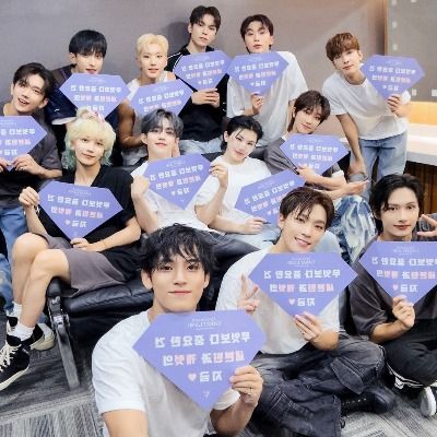 [ 𝐒𝐄𝐕𝐄𝐍𝐓𝐄𝐄𝐍 𝐂𝐀𝐑𝐀𝐓 ]