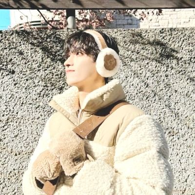 User thumbnail image