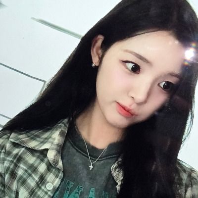 홍예하 𝐨𝐟𝐟𝐢𝐜𝐢𝐚𝐥