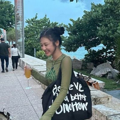 User thumbnail image