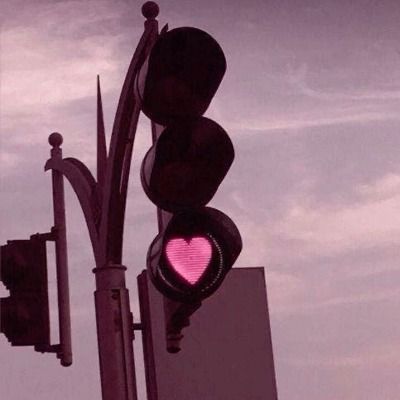 ℒℴ𝓋ℯℒ𝒾𝓃ℯ