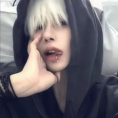 User thumbnail image