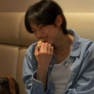 User thumbnail image