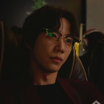 금