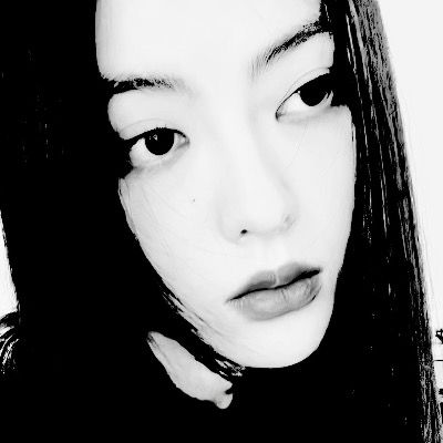 미