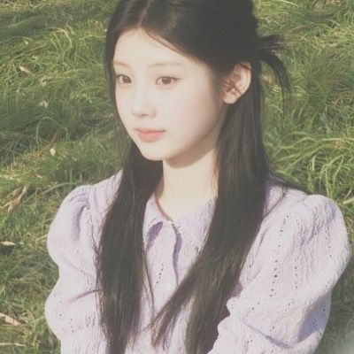 윤지아(반접,현생살래여