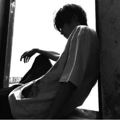 하 준
