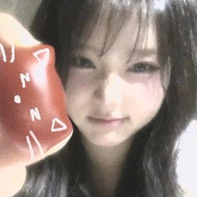천재 엘리트 100% 유머 감각 9999 신서하에게 충성하고 호위하고 항상 소베 져서 쏘큐티하게 닉벌 당한 아이돌지망생 서루빉_이벤트