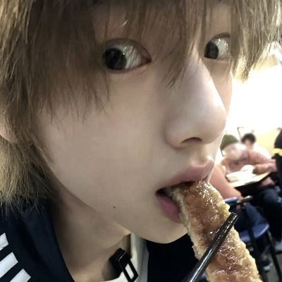 김듀훈이