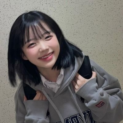 김채연