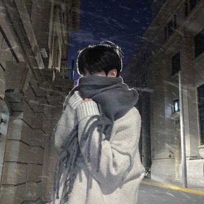 백은율