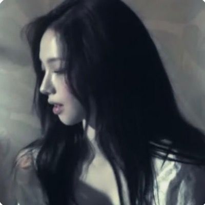 현월