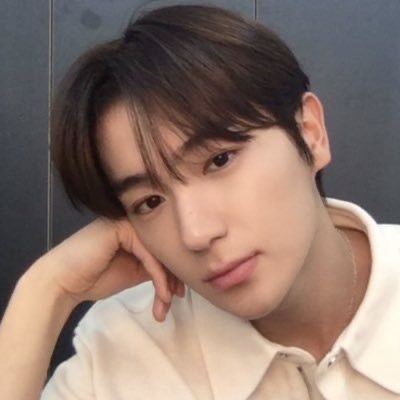 멜..