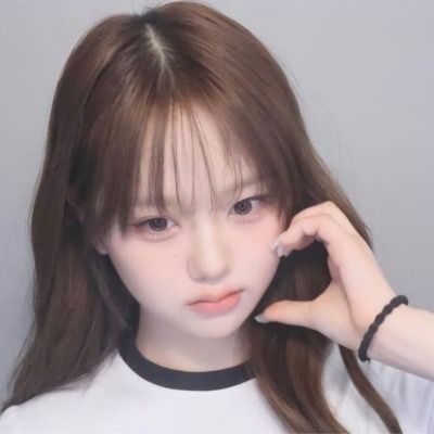윤지아(접낮