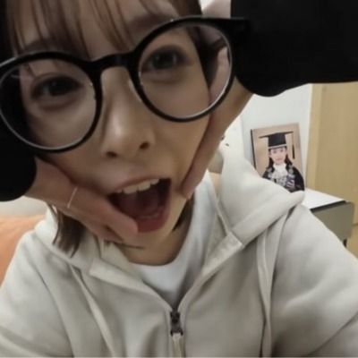 히히