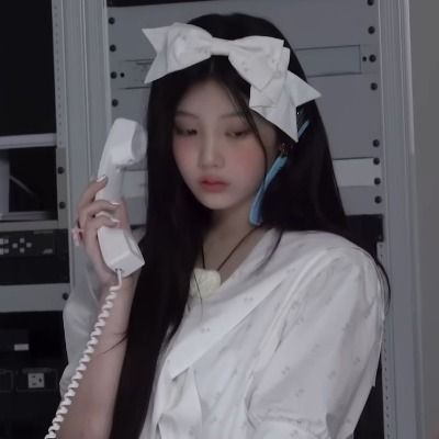 유 나 예 ; 제발 그만 나대세요. 익믿나년들아