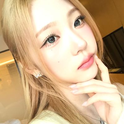 공채다 ; 프추해주면내사랑 ; 오늘칭구랑놀러가서솥별로없