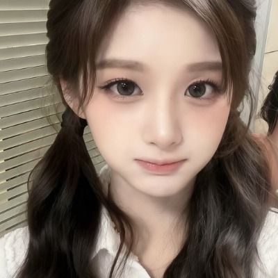 윤
