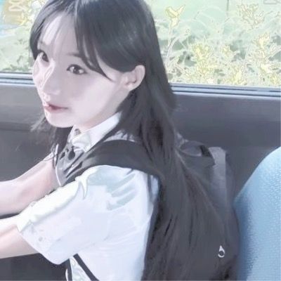 윤지아(접낮