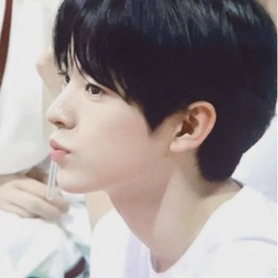 윤이권