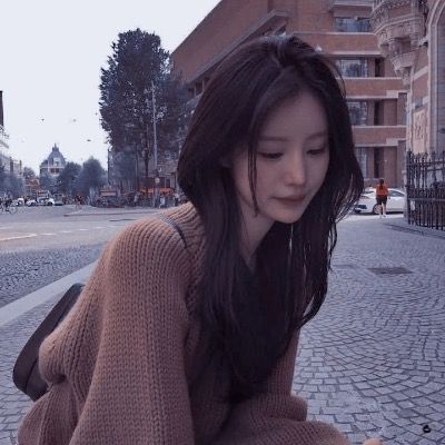 Curious thumbnail