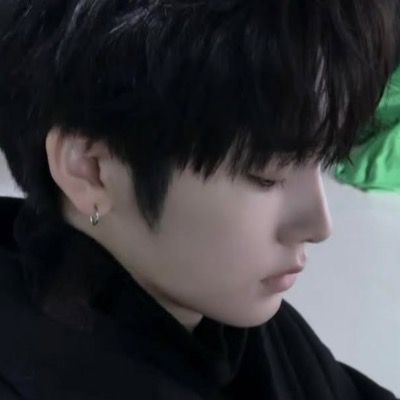 강 민